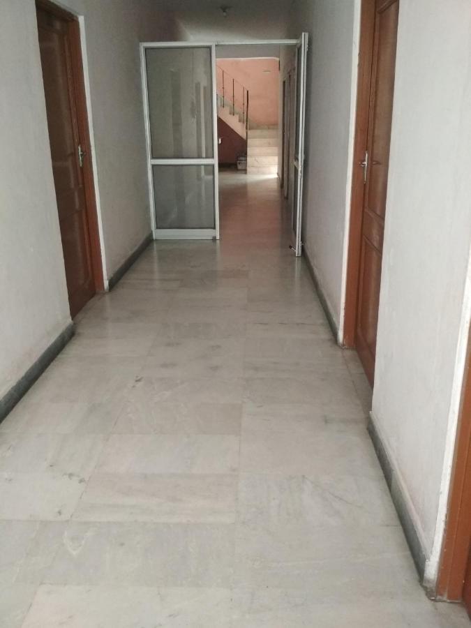 Jwala Niketan Guesthouse Private Rooms Джайпур Екстериор снимка